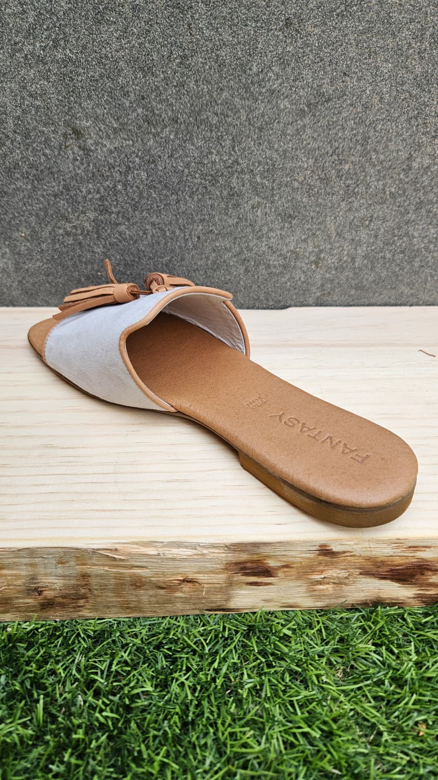 SANDALIA TOPO Y BEIGE