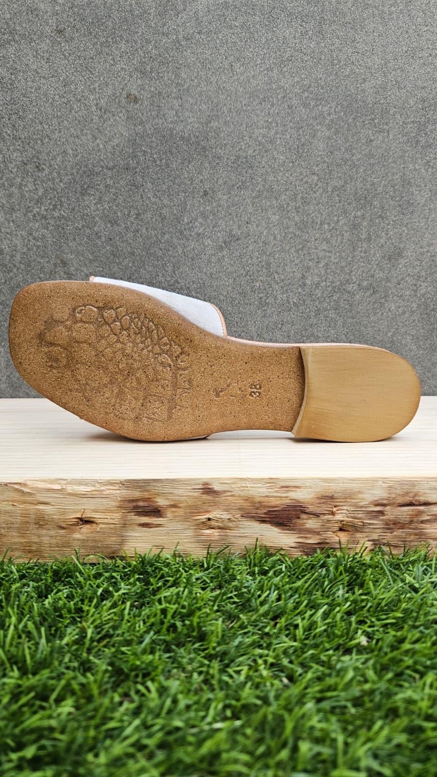 SANDALIA TOPO Y BEIGE
