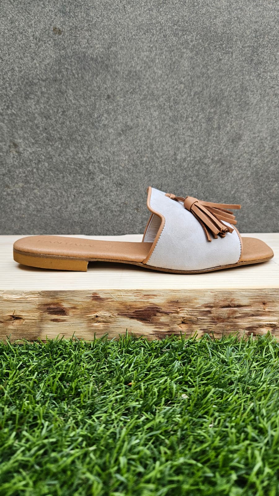 SANDALIA TOPO Y BEIGE