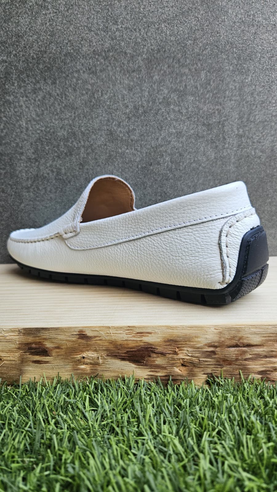 MOCASÍN BLANCO