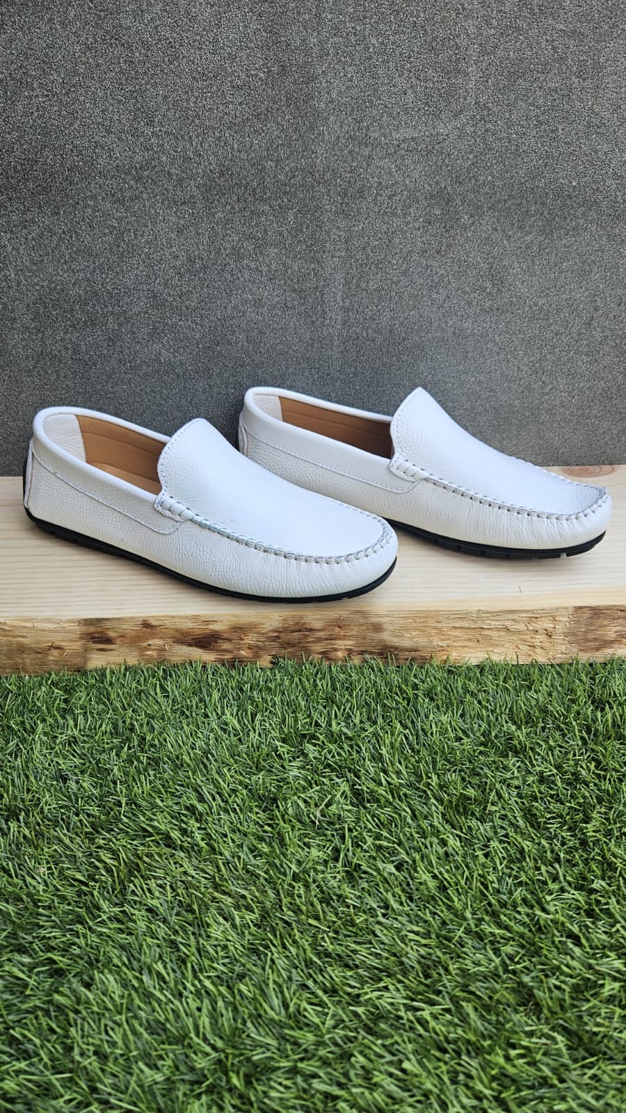 MOCASÍN BLANCO