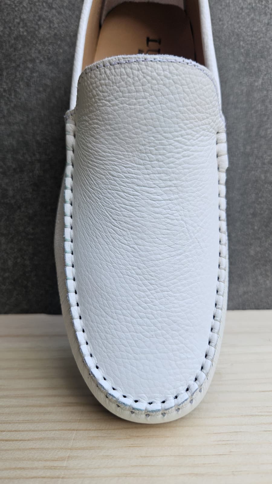MOCASÍN BLANCO