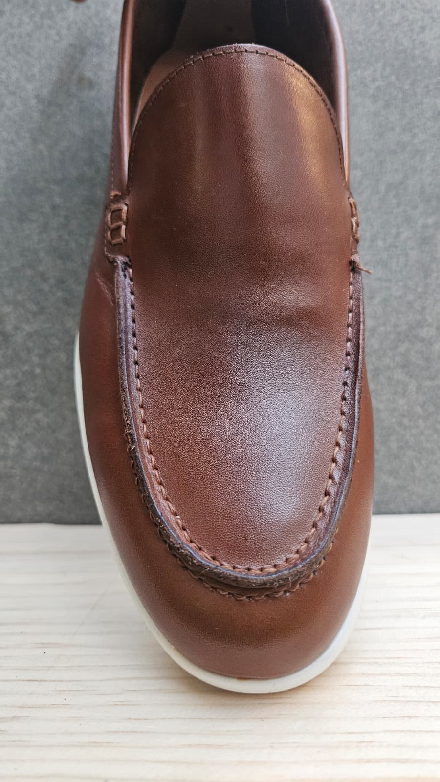 MOCASÍN SLIP-ON MARRÓN DE PIEL